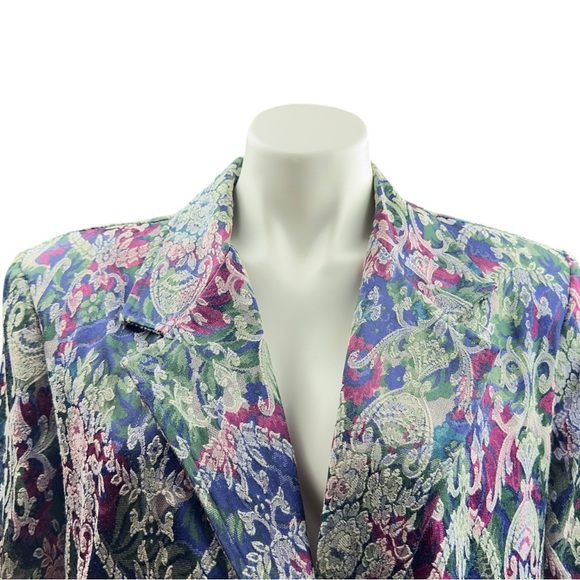 Multicolor Patterned Blazer - Picture 13 of 16